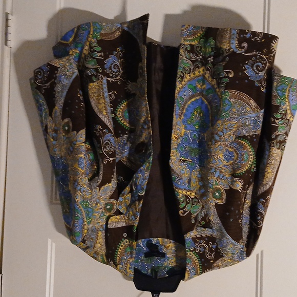 Jacket - Picture 1 of 4